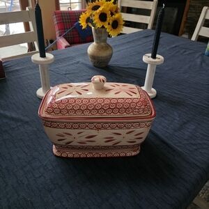 Temp-Tations Red and Cream... Casserole, Baking...  Freezer To OVEN  To Table!